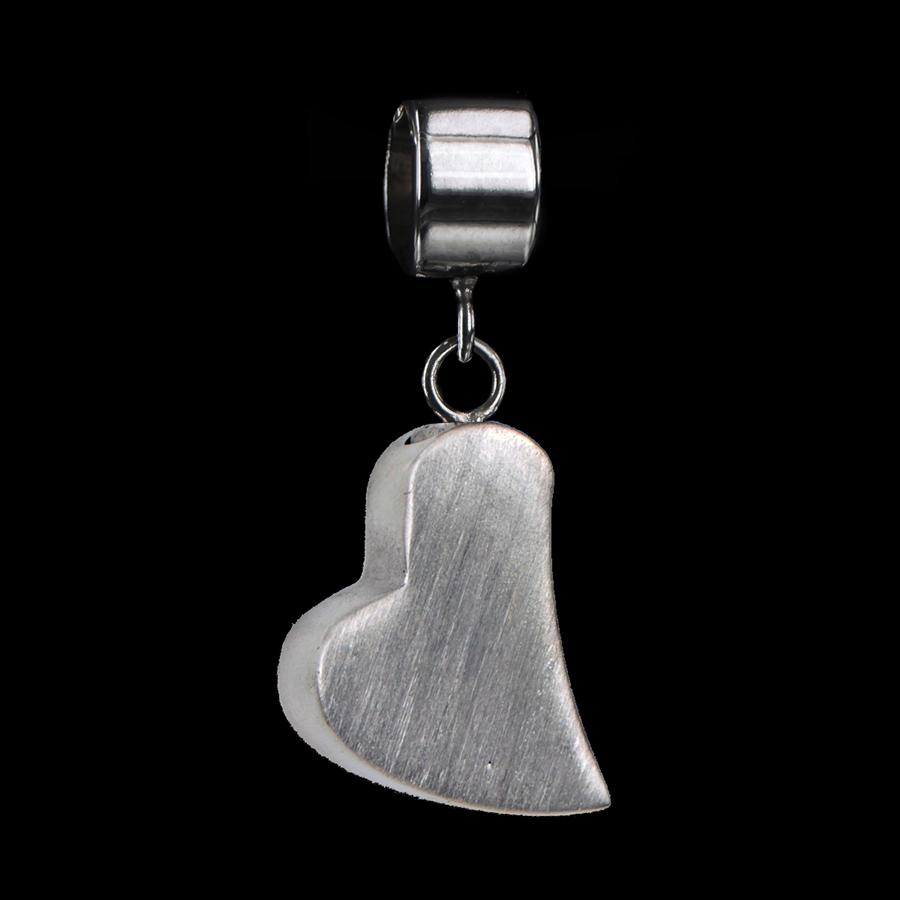 1010-00 Bead met hart voor armband