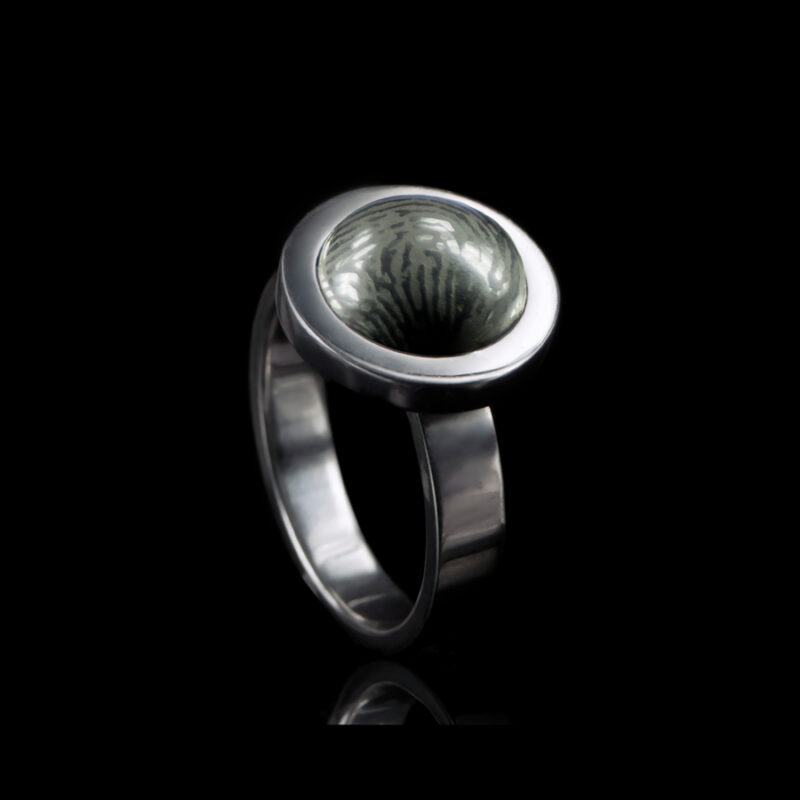 0114-00 Ring met vingerafdruk steen