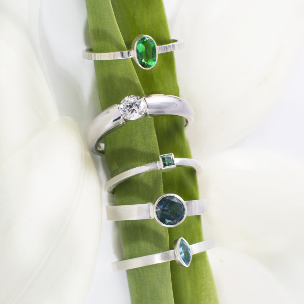 Assieraad – handgemaakt zilveren sieraad met subtiele askamer als blijvend aandenken