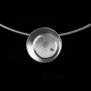 HA-O009-G01 Ronde hanger met steen