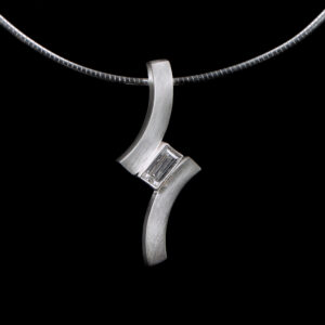 HD-D242-Z00 Ashanger met rechthoekige steen