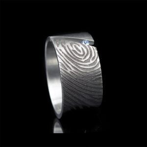 0119-00 Vingerafdruk ring met steen