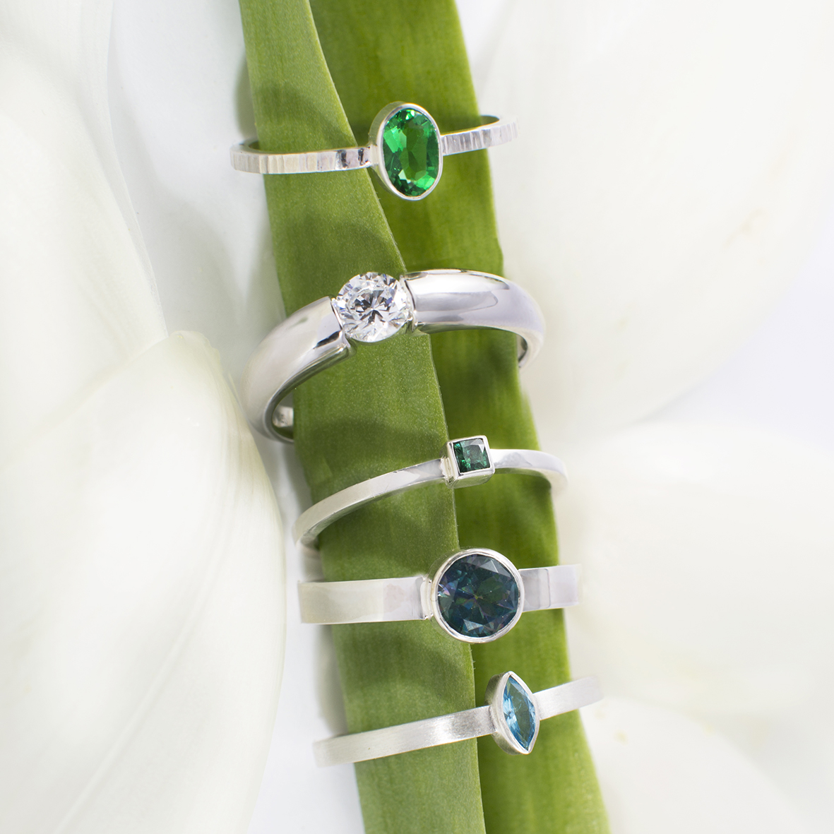 Dit is de assieraden collectie van Impona. Unieke handgemaakte gedenksieraden met as.